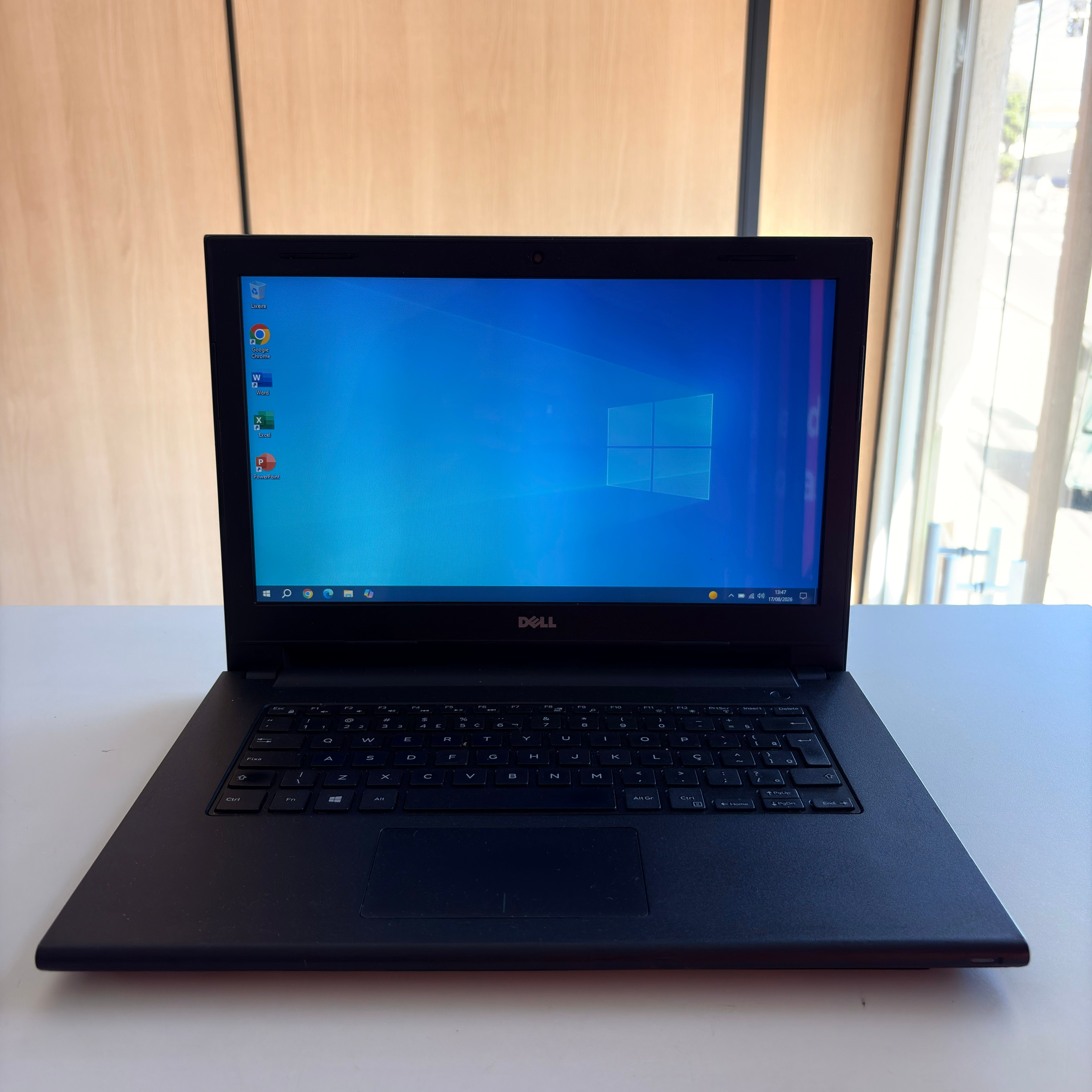 Notebook Dell Inspiron 3542 | i3 4ª Geração | 8GB RAM | SSD 120GB | Windows 10 (Seminovo)