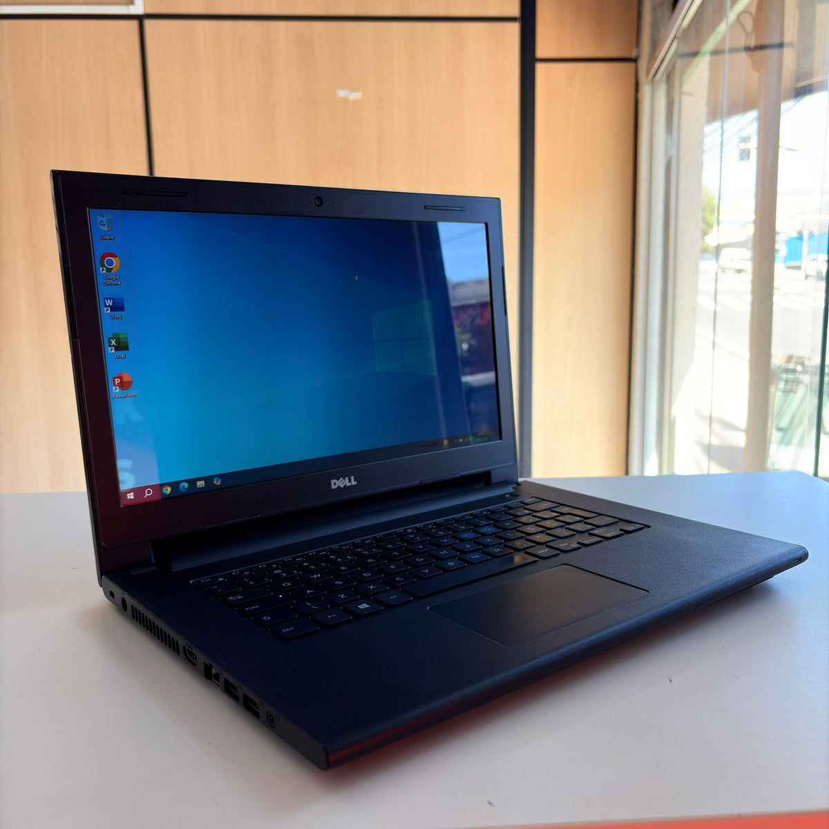 Notebook Dell Inspiron 3542 | i3 4ª Geração | 8GB RAM | SSD 120GB | Windows 10 (Seminovo)