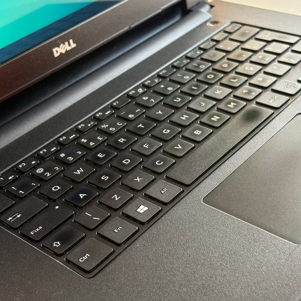 Notebook Dell Inspiron 3542 | i3 4ª Geração | 8GB RAM | SSD 120GB | Windows 10 (Seminovo)